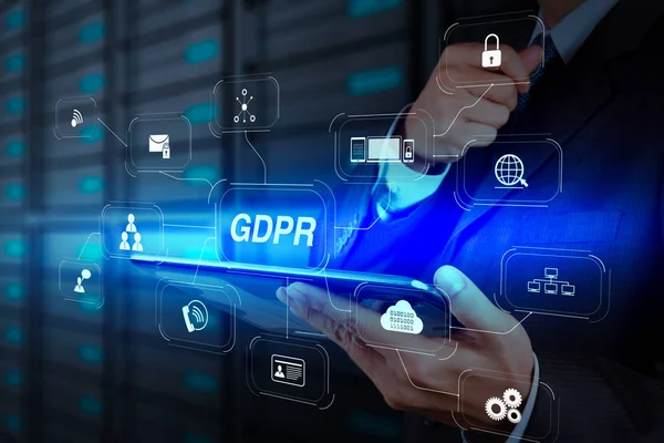 Gdpr Datenschutzverordnung Mit Cyber Sicherheit Und Privatsphäre Virtuelle Diagramm Geschäftsmann — Stockfoto