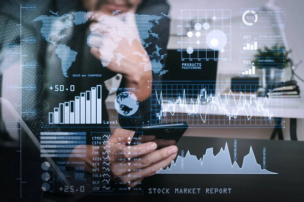 Anleger Analysieren Börsenbericht Und Finanzinstrumentarium Mit Business Intelligence Mit Kennzahlen — Stockfoto