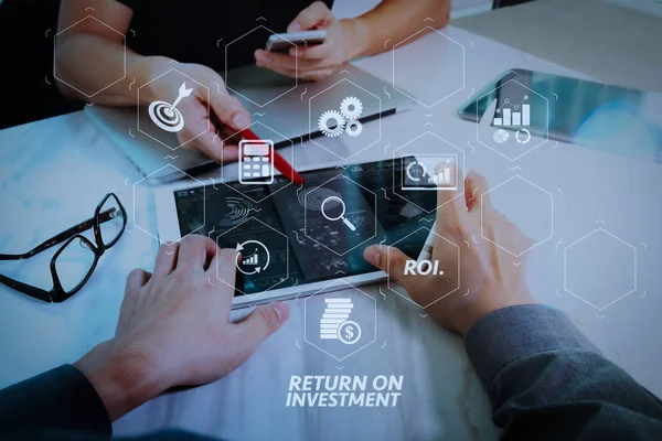 Roi Return Befektetési Hozamoknak Virtuális Dashboard Javítása Üzleti Üzleti Találkozója — Stock Fotó