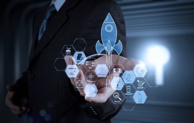 el ile yeni modern bilgisayar çalışma finans teknolojileri akış çizelgesi ve temel gelir araştırma cryptocurrency blockchain başlangıç tek boynuzlu at kripto para sanal diagram.businessman ile.