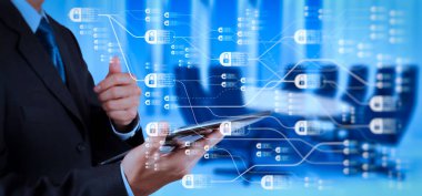 Blockchain teknoloji kavramı ile diyagram zinciri ve şifreli blocks.businessman dijital tablet bilgisayar ve sunucu odası ile çalışma.