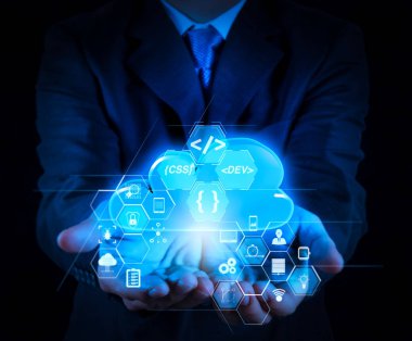 Scrum çevik geliştirme ve kod çatal ve sürüm duyarlı cybersecurity ile artar gerçeklik kontrol paneli bilgisayar simgeleri ile kodlama yazılım geliştirici çalışma. Yeni bilgisayardaki bir Cloud Computing diyagramı.
