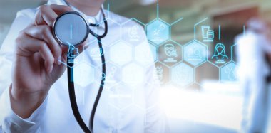 Kozmetik güzellik terapisi, welness, sağlık, sağlık tedavi sanal diyagramı ve düzeltme, gençleştirme, anti-aging prosedür işlemine. Tıp Doktor modern bilgisayar arayüzü ile çalışma