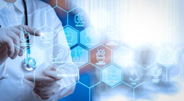 Kozmetik güzellik terapisi, welness, sağlık, sağlık tedavi sanal diyagramı ve düzeltme, gençleştirme, anti-aging prosedür işlemine. Tıp Doktor modern bilgisayar arayüzü ile çalışma