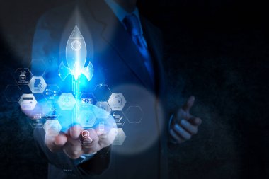 el ile yeni modern bilgisayar çalışma finans teknolojileri akış çizelgesi ve temel gelir araştırma cryptocurrency blockchain başlangıç tek boynuzlu at kripto para sanal diagram.businessman ile.