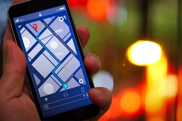 Close Tourist Using Gps Map Navigation Smartphone Application Screen Direction — Stock Photo, Image