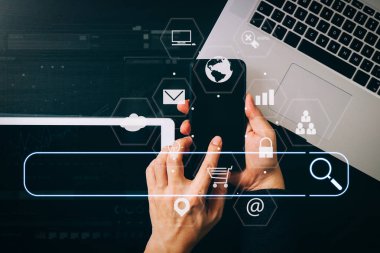 Arama tarama Internet veri bilgi ağ kavramı boş arama bar.cyber güvenlik Internet ve ağ kavramı ile. İşadamı el VR perde asma kilit simgesi hareket eden telefon ile çalışma.