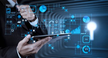 İşletme faaliyetlerinden (bilanço ve gelir tablosu ve diyagram) mali rapor veri Fintech concept.businessman el kullanma akıllı telefon bilgisayar ile kavram olarak e-posta simgesi olarak