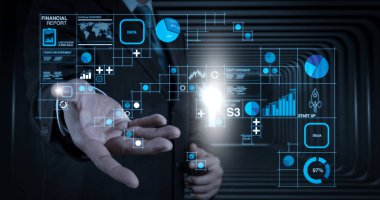 İşletme faaliyetlerinden (bilanço ve gelir tablosu ve diyagram) mali rapor veri Fintech concept.business adam bir şeyler gösteriyor olarak açık bir el ile olarak kavramı