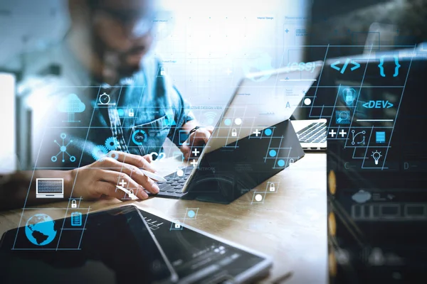 Ar yeni tasarım dashboard bilgisayar simgeler scrum çevik geliştirme ve kod çatal ve duyarlı cybersecurity ile sürüm oluşturma ile kodlama yazılım geliştirici çalışma. Co çalışma süreci, girişimci ekip çalışması.