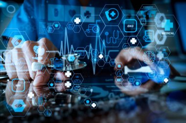 Sağlık ve Tıp teknolojisi hizmetleri kavramı ile düz çizgi Ar arayüzey. Tıp doktor el tıbbi ağ kavram olarak modern bilgisayar arayüzü ile çalışma