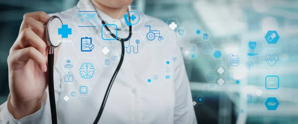 Gesundheitswesen Und Medizintechnische Dienstleistungen Konzept Mit Kinematographie Bildschirm Und Interface — Stockfoto