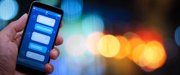 Chatbot Gespräch Mit Smartphone Bildschirm App Schnittstelle Und Künstlicher Intelligenz — Stockfoto