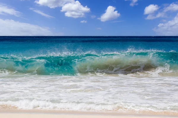 Θυελλώδης Νερού Στην Καραϊβική Θάλασσα Sandy Κύμα — Φωτογραφία Αρχείου