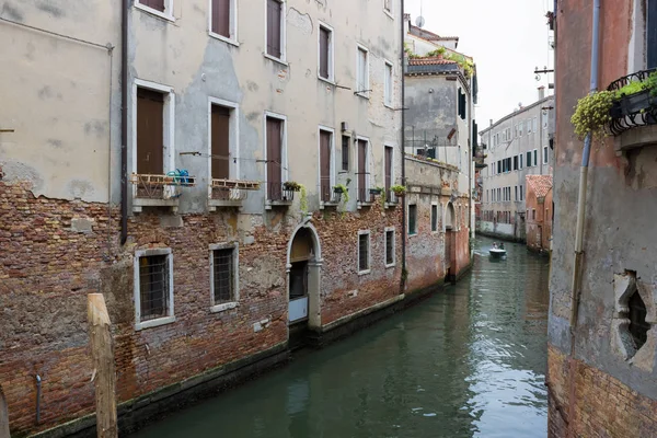 Canal Estreito Veneza — Fotografia de Stock