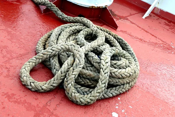 Câbles Bornes Amarrage Utilisés Pour Arrimer Navire Port — Photo