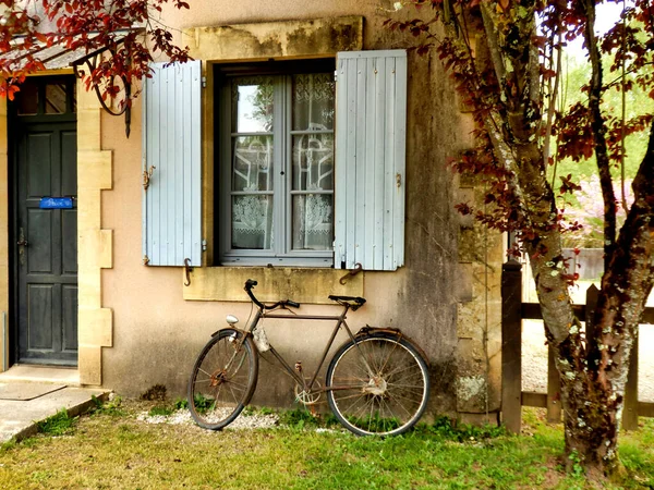 Casa francesa — Foto de Stock