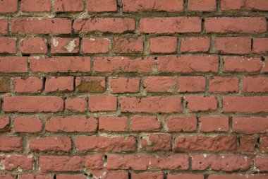 Kırmızımsı tuğlalı duvar