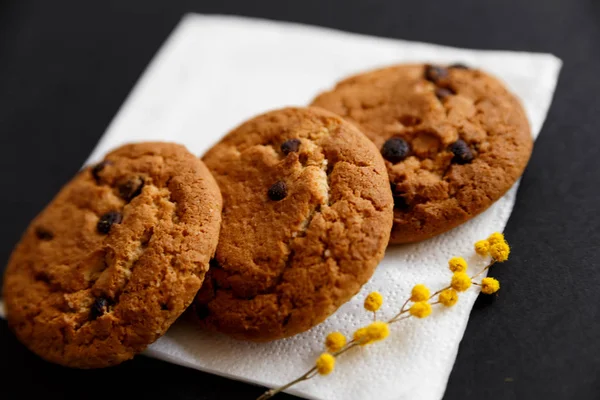 mimoza çiçek ile chocalate çerezleri