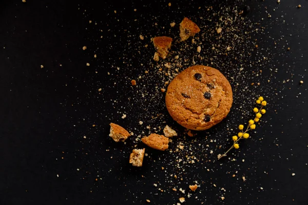 mimoza çiçek ile chocalate çerezleri