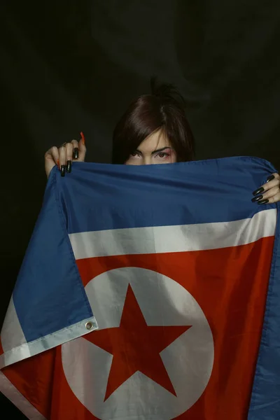 Triest Aziatisch Meisje Met Vlag Van Noord Korea Zwarte Achtergrond — Stockfoto