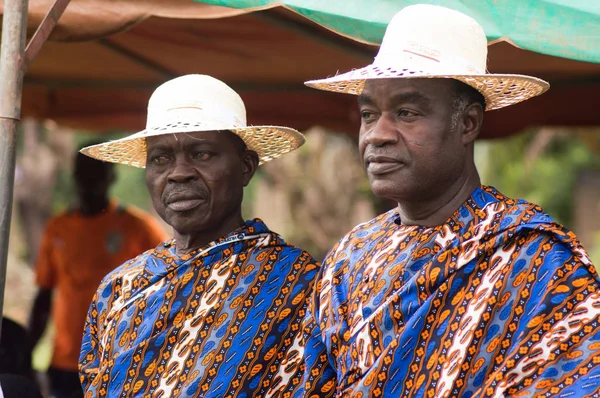 Bongouanou Elfenbeinküste August 2015 Großaufnahme Zweier Alter Menschen Mit Hut — Stockfoto
