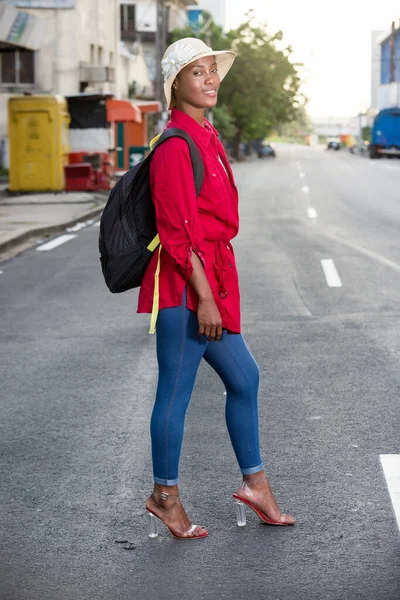 Young Girl Standing Street Pants Jeans Backpack Watching Camera Smiling — Stock Photo, Image