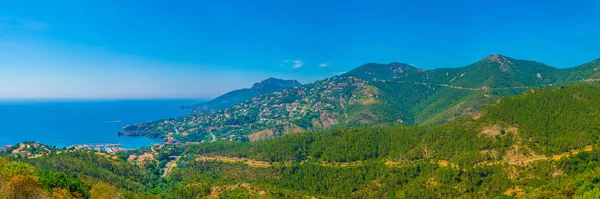 Frankta Esterel Massif