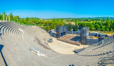 Vaison-la-Romaine, Frangı antik bir amfiteatr