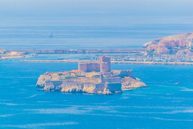 Chateau d'If hapishane nerede Alexander Dumas romanı, Marsilya, Frangı Monte Cristo sayıma hapse atıldı
