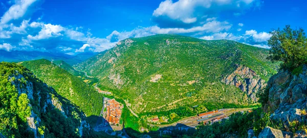 フランのヴィルフランシュ Conflent 村の空撮 — ストック写真