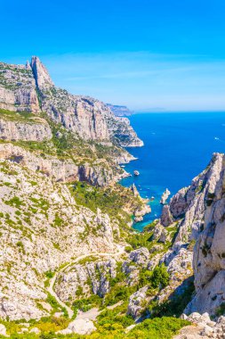 Franc 'taki Calanques Ulusal Parkı' nda Calanque Sugiton