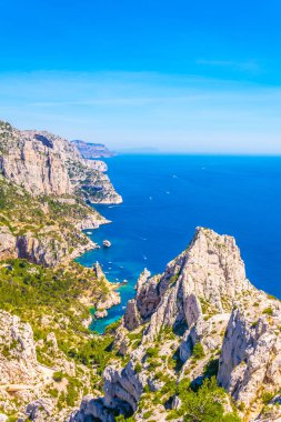 Franc 'taki Calanques Ulusal Parkı' nda Calanque Sugiton