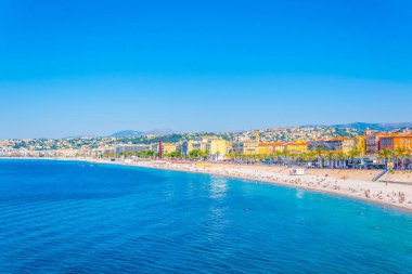 Güzel bir sahil, Frangı