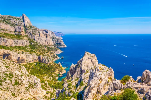 Franc 'taki Calanques Ulusal Parkı' nda Calanque Sugiton