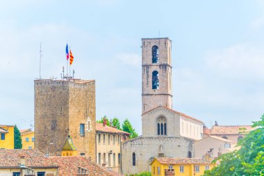 Grasse hakim Katedrali ve Belediye, Frangı tarafından havadan görünümü