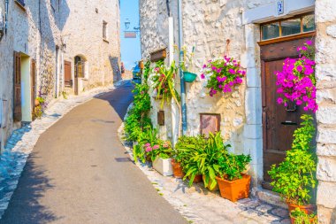 Dar sokak içinde eski şehir, Saint Paul de Vence, Frangı