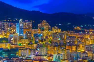 Sunse sırasında Monaco havadan görünümü