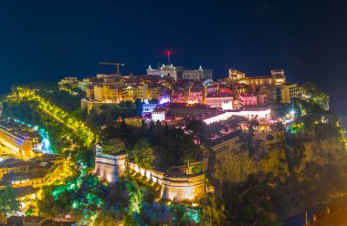 Monac eski şehir gece görünümü