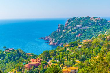 Col d'esquillon Frangı esterel massif