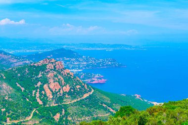 Frankta Esterel Massif