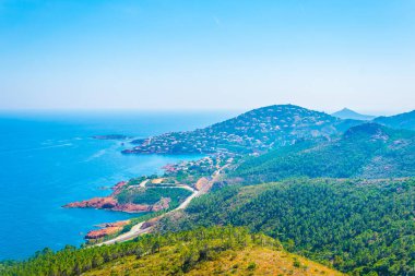 Agay Frangı esterel massif köyünde