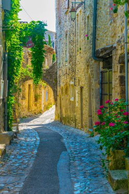 dar sokak içinde eski şehir, Vaison-la-Romaine içinde Frangı