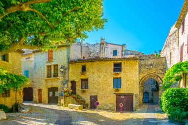 dar sokak içinde eski şehir, Vaison-la-Romaine içinde Frangı