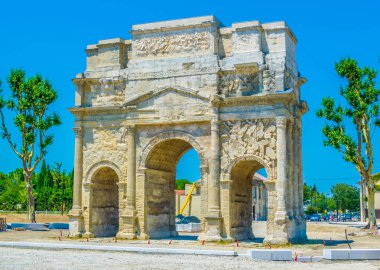 Turuncu Arc de Triomphe, Franc
