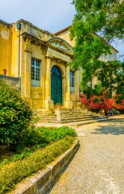 Bir bahçe içinde Fort Saint Andre Villenueve les Avignon, Frangı görünümünü