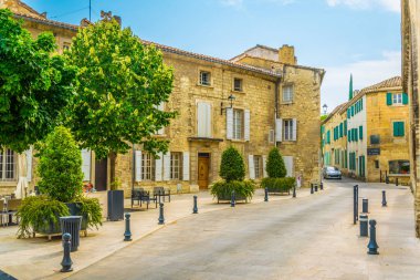 View of a narrow street in the center of Villeneuve les Avignon, Franc clipart