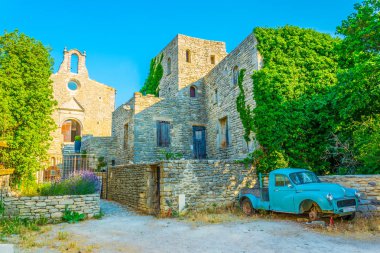 Frangı köyde Saignon görünümünü