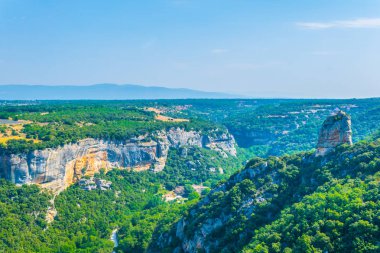 Frangı kalede Buoux çevreleyen doğa