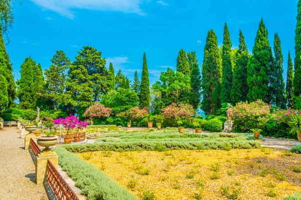 Vista Jardín Dentro Del Fuerte Saint Andre Villenueve Les Avignon —  Fotos de Stock